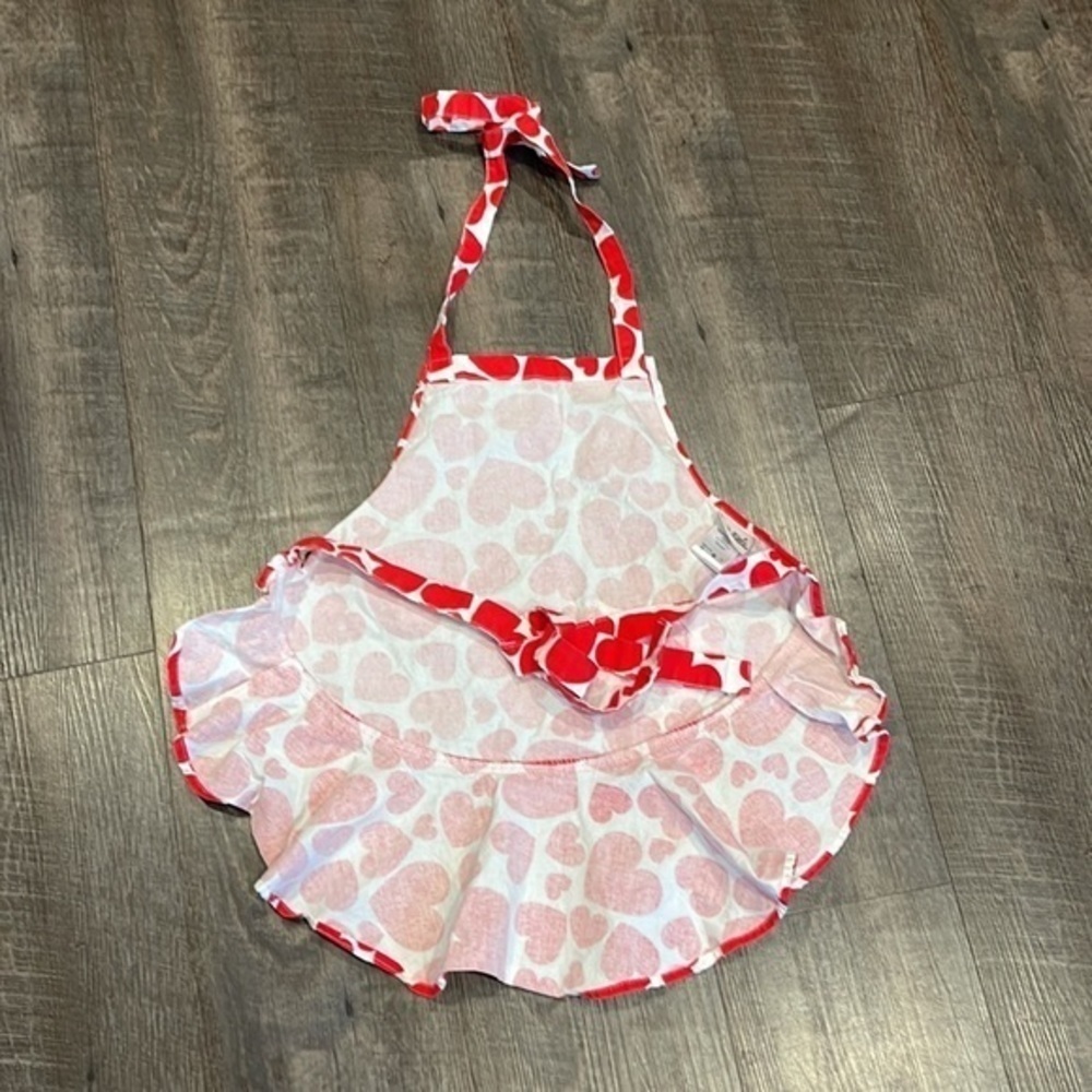 Jesse Steele youth apron red hearts - Picture 3 of 5